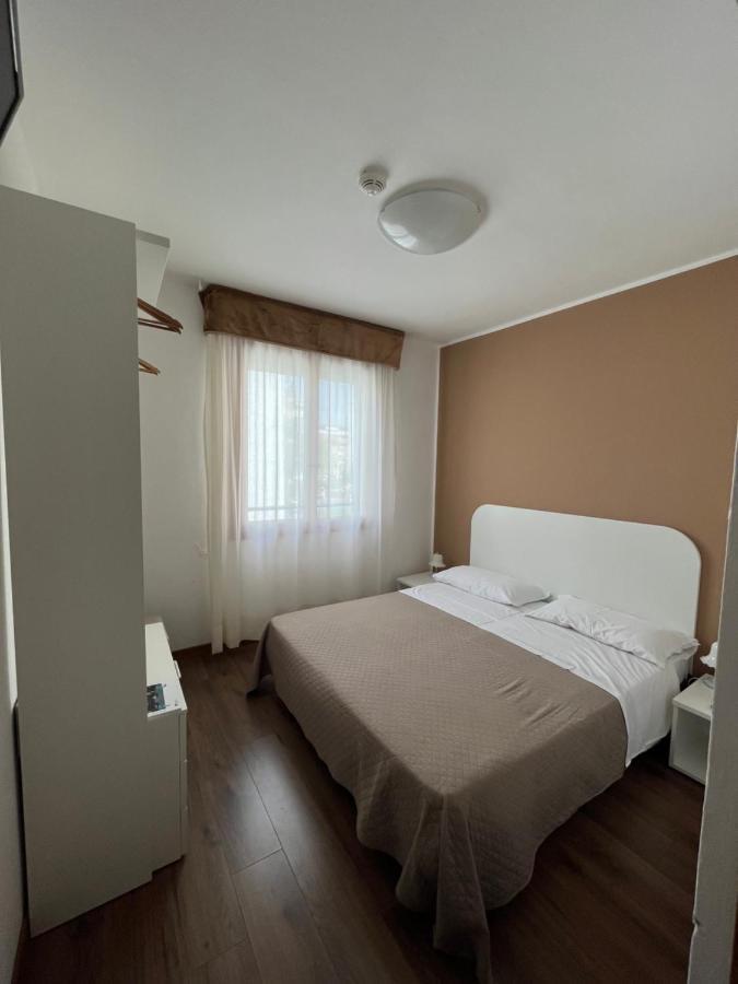 Hotel Playa ビビオーネ エクステリア 写真