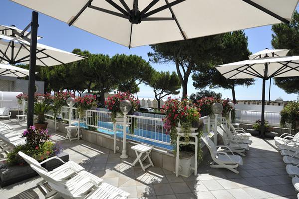 Hotel Playa ビビオーネ エクステリア 写真